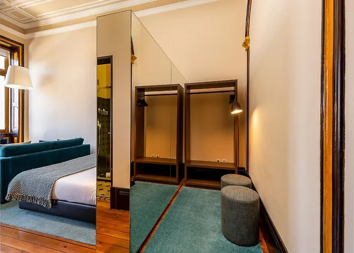 Well-maintained Air Conditioned In